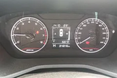 2023 Geely Emgrand 4th Gen Champion 1.5L MT Luxury, белый — фото 17