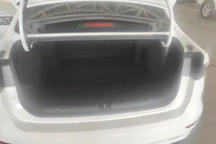 2022 Geely Emgrand 4th Gen 1.5L CVT Flagship, белый — фото 11