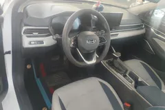 2022 Geely Emgrand 4th Gen 1.5L CVT Flagship, белый — фото 14