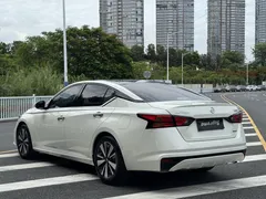 2021 Nissan Teana 2.0L XL Comfort, белый — фото 5