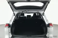 2023 Toyota Frontlander 2.0L CVT Elite, белый — фото 18