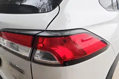 2023 Toyota Corolla Cross 2.0L CVT Elite, белый — фото 8
