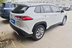 2023 Toyota Corolla Cross 2.0L CVT Elite, белый — фото 9