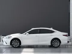 2022 Lexus ES 200 Excellence, белый — фото 3