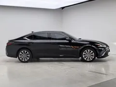 2021 Lexus ES 200 Excellence, чёрный — фото 7