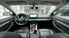 2022 Geely Emgrand 4th Gen 1.5L CVT Premium, белый — фото 5