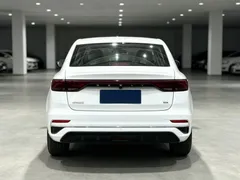 2022 Geely Emgrand 4th Gen 1.5L CVT Premium, белый — фото 8