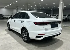 2022 Geely Emgrand 4th Gen 1.5L CVT Luxury, белый — фото 6