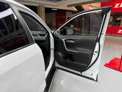 2023 Toyota Wildlander 2.0L 4WD Luxury Plus, белый — фото 23