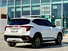 2023 Kia Seltos 1.5L IVT Comfort, белый — фото 6