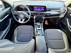 2023 Kia Seltos 1.5L IVT Comfort, белый — фото 9