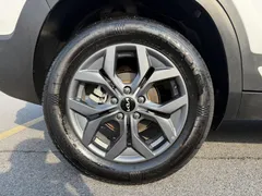 2023 Kia Seltos 1.5L IVT Luxury, белый — фото 27