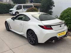 2022 Subaru BRZ 2.4L MT, белый — фото 6