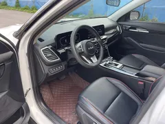 2023 Kia Seltos 1.5L IVT Luxury, белый — фото 4