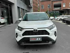 2023 Toyota RAV4 2.0L CVT 2WD Fashion, белый — фото 2