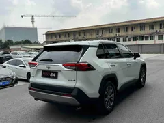 2023 Toyota RAV4 2.0L CVT 2WD Fashion, белый — фото 8
