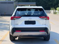 2022 Toyota RAV4 2.0L CVT 2WD Fashion Plus, белый — фото 4