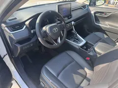2022 Toyota RAV4 2.0L CVT 2WD Fashion Plus, белый — фото 6