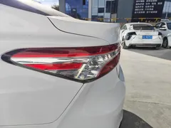 2021 Toyota Camry 2.0G Luxury — фото 8