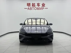 2023 Hyundai Elantra 1.5L CVT LUX Premium, синий — фото 3