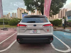 2023 Toyota Frontlander 2.0L CVT Leading, белый — фото 5