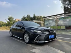 2023 Toyota Camry 2.0G Luxury, чёрный — фото 8