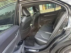 2023 Toyota Camry 2.0G Luxury, чёрный — фото 10