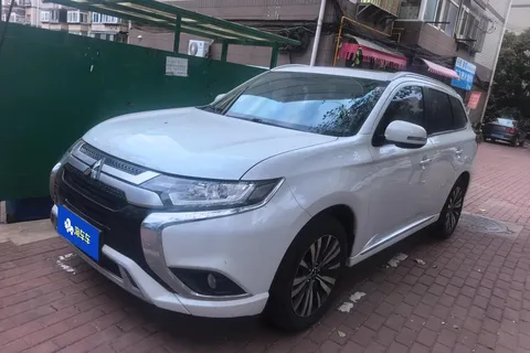 2021 Mitsubishi Outlander 2.0L 2WD Enjoy 5-seat