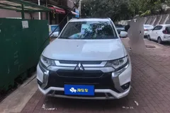 2021 Mitsubishi Outlander 2.0L 2WD Enjoy 5-seat, белый — фото 3
