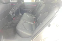 2021 Toyota Camry 2.0G Luxury — фото 13