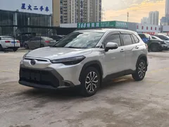 2022 Toyota Frontlander 2.0L CVT Luxury — фото 1