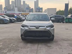 2022 Toyota Frontlander 2.0L CVT Luxury — фото 2