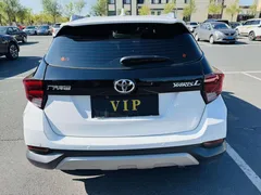 2022 Toyota Yaris L Zhixuan X 1.5L CVT Luxury Plus, белый — фото 10