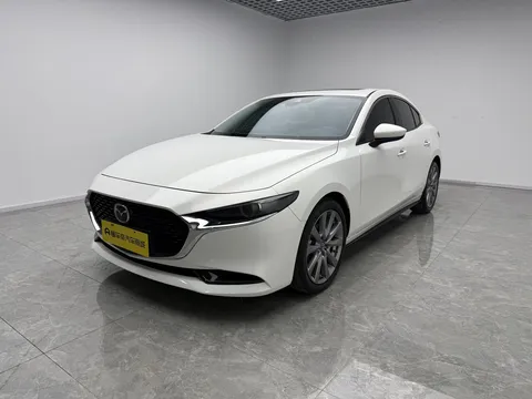 2022 Mazda Mazda3 2.0L AT