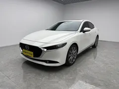 2022 Mazda Mazda3 2.0L AT, белый — фото 1