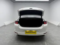 2022 Mazda Mazda3 2.0L AT, белый — фото 15