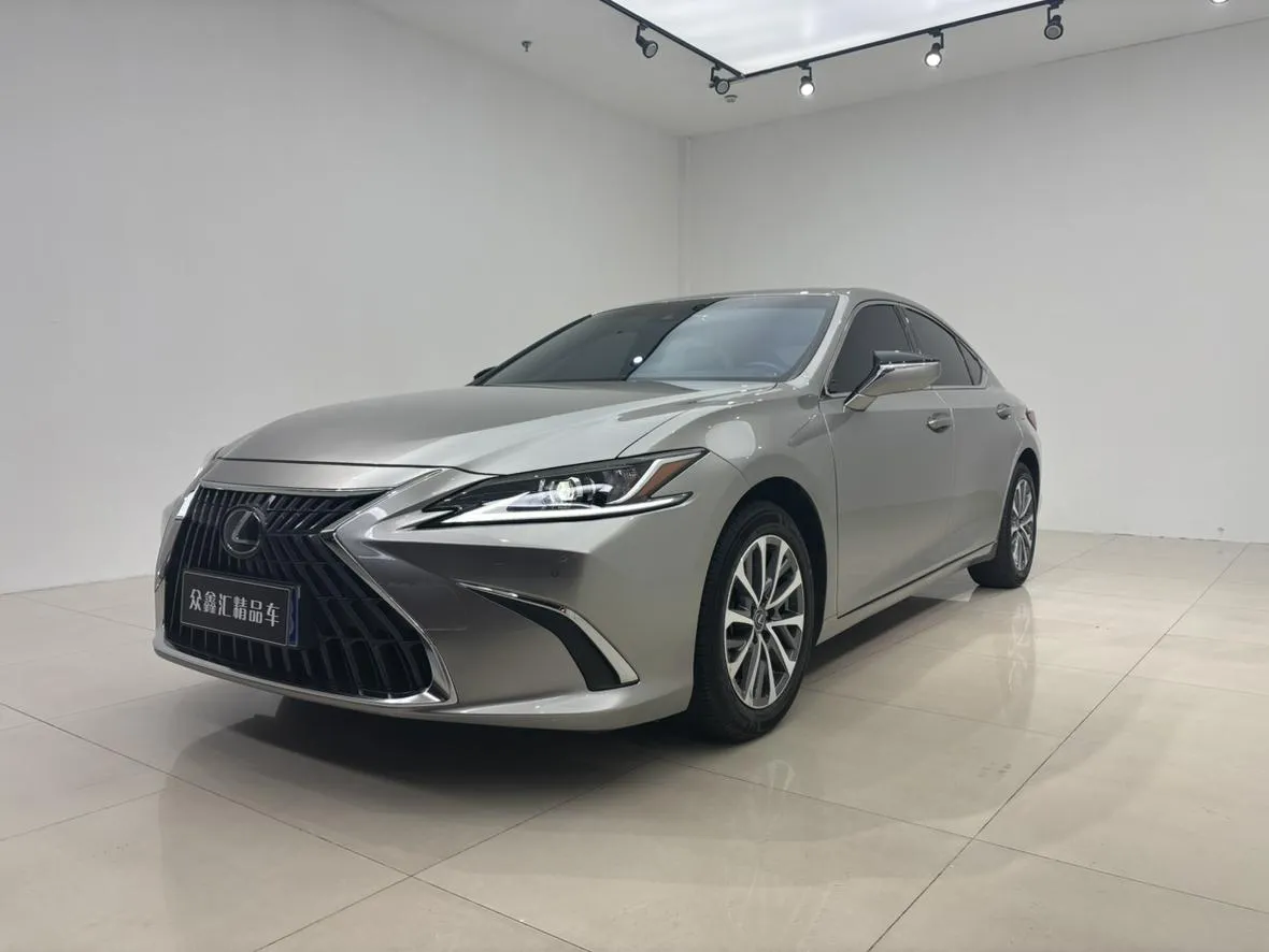 2021 Lexus ES 200 Excellence