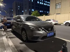 2022 Nissan Sylphy 1.6L XE CVT — фото 3