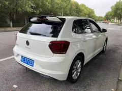2023 Volkswagen Polo Plus 1.5L AT, белый — фото 9