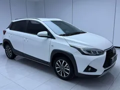 2022 Toyota Yaris L Zhixuan X 1.5L CVT Luxury Plus, белый — фото 3