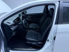 2022 Toyota Yaris L Zhixuan X 1.5L CVT Luxury Plus, белый — фото 15