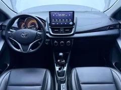 2022 Toyota Yaris L Zhixuan X 1.5L CVT Luxury Plus, белый — фото 18