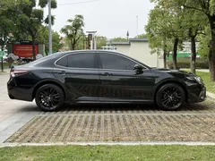 2022 Toyota Camry 2.0S Knight, чёрный — фото 15