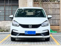 2021 Honda Fit 1.5L CVT, белый — фото 2