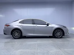 2022 Toyota Camry 2.5G Luxury — фото 8