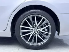 2022 Toyota Camry 2.5G Luxury — фото 16