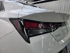 2023 Hyundai Elantra 1.5L CVT GLX Elite, белый — фото 12