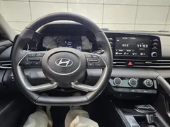 2023 Hyundai Elantra 1.5L CVT GLX Elite, белый — фото 16