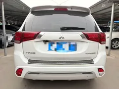 2021 Mitsubishi Outlander 2.0L 2WD 5 Seats, белый — фото 4