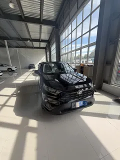 2023 Toyota RAV4 2.0L CVT 2WD, чёрный — фото 3